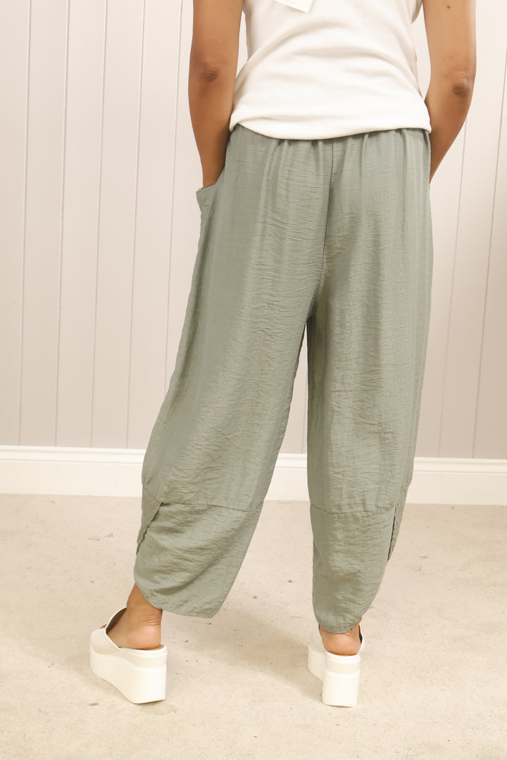 Tahlia Barrel Leg Trousers Khaki