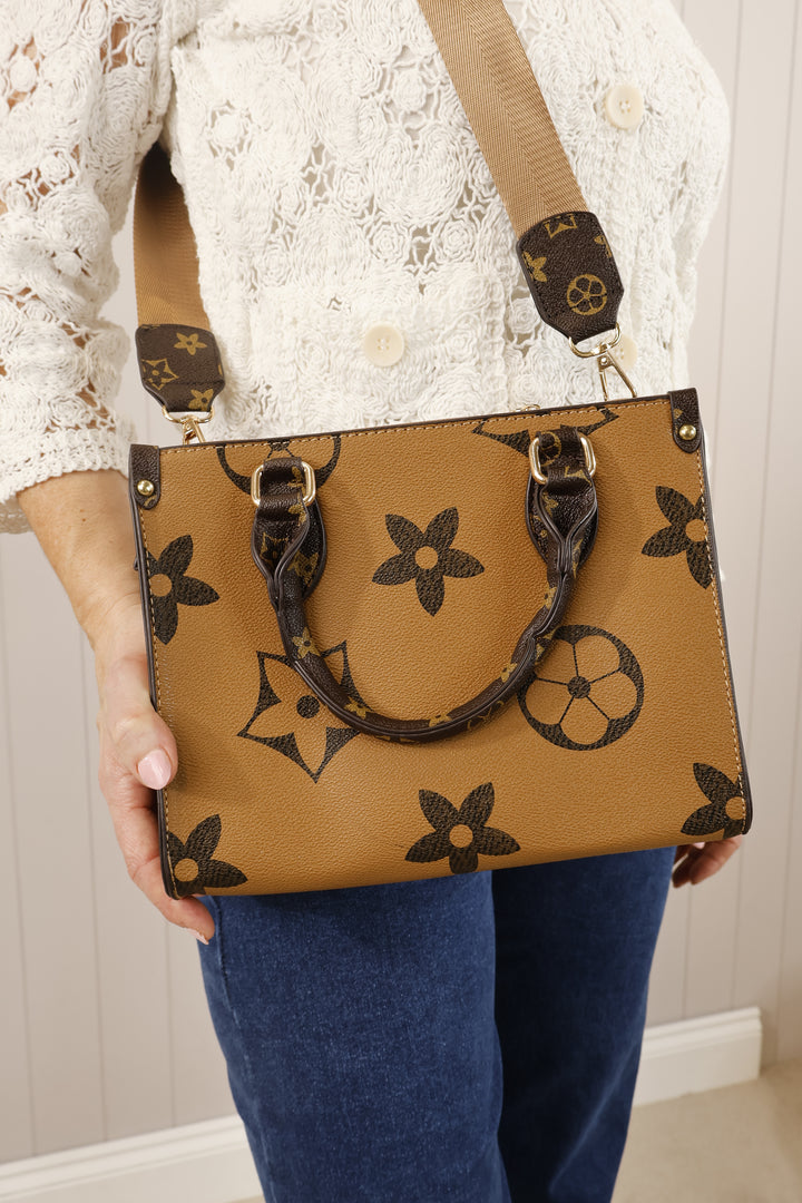 Majesty Handbag Apricot