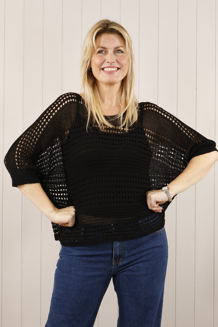 Gia Black Top