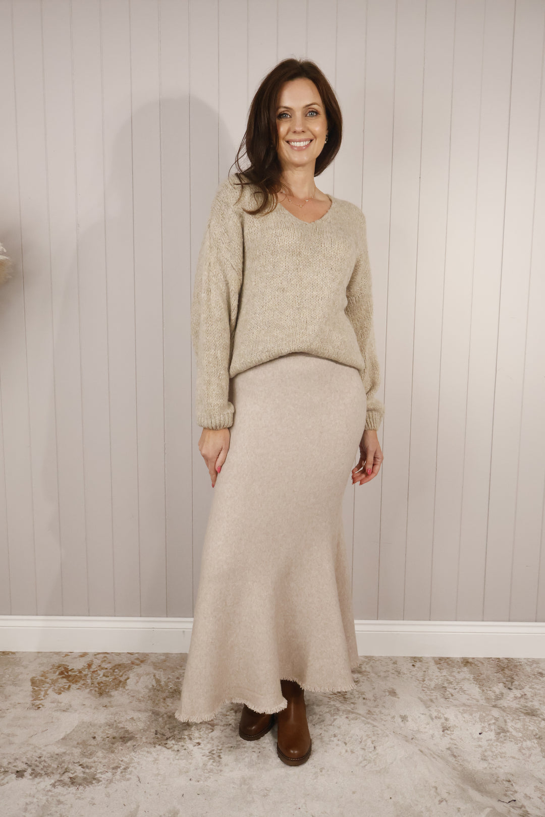 Limoncello V Neck Jumper Beige