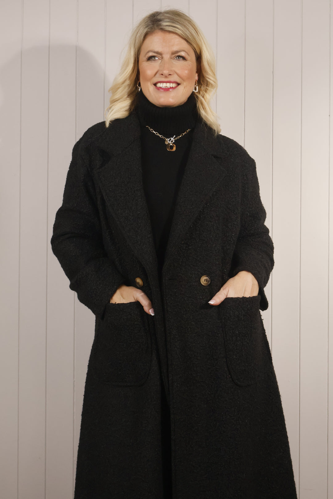 Briana Boucle Coat Black
