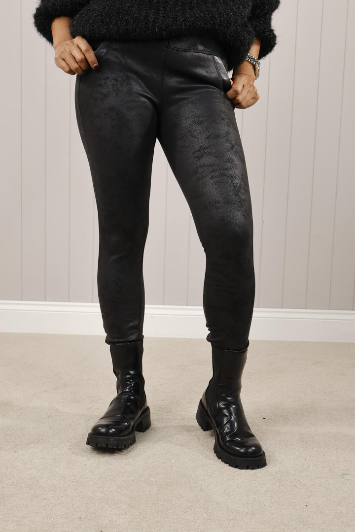 Black Selena Snakeprint Treggings