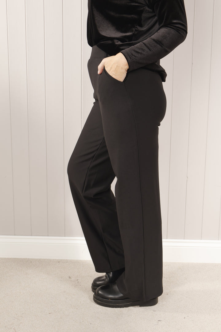 Magic Pants and Magic Trousers in Black From Goose Island UK Made in Italy 