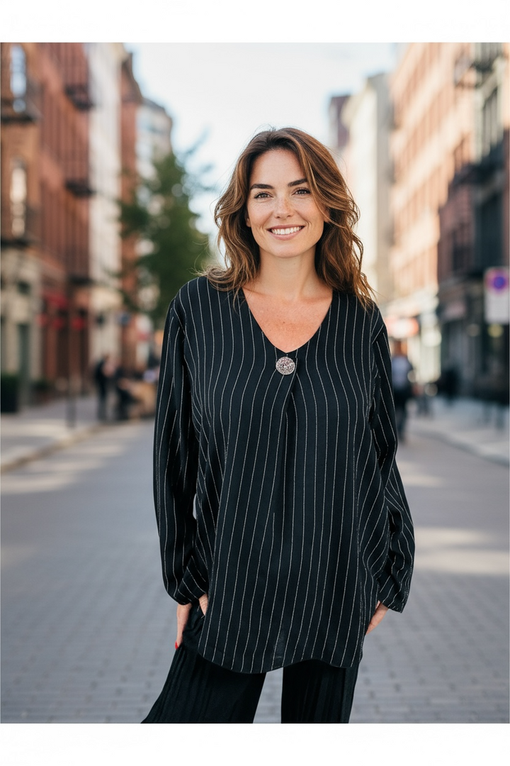 Avery Button Top Black