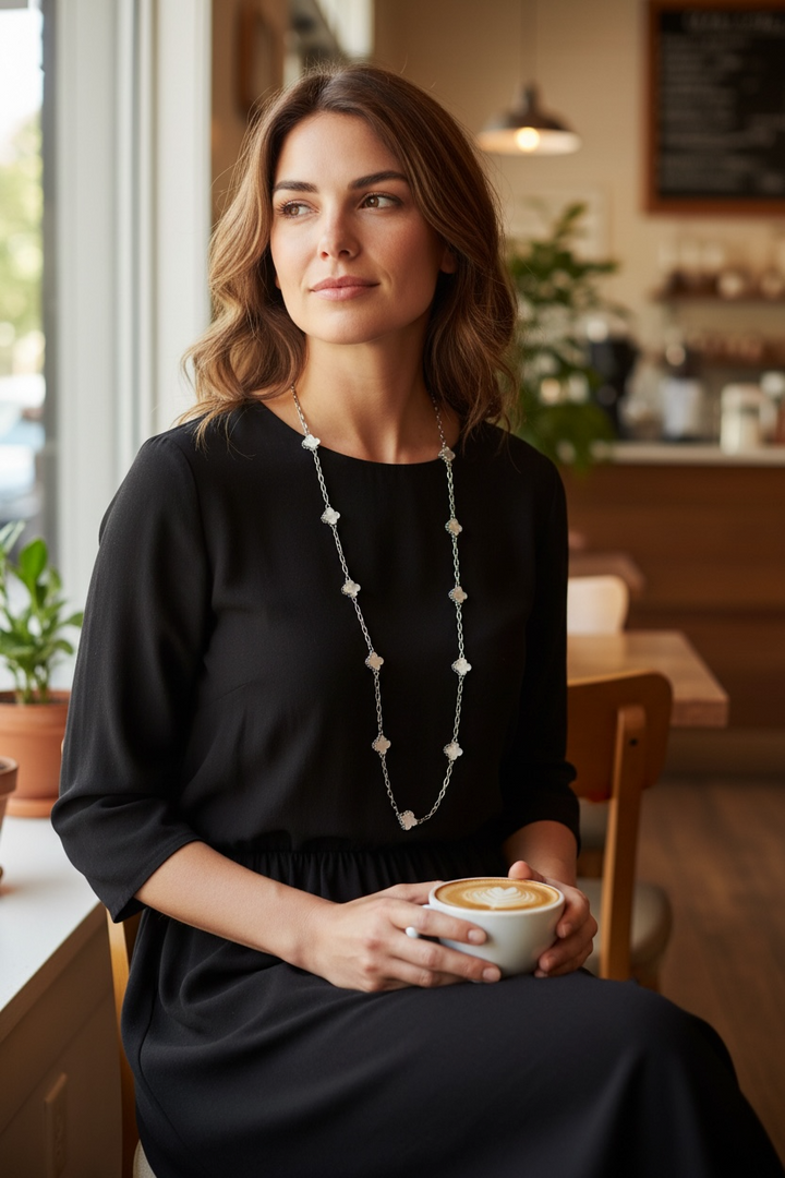 Clover Necklace Long Gold/Ivory