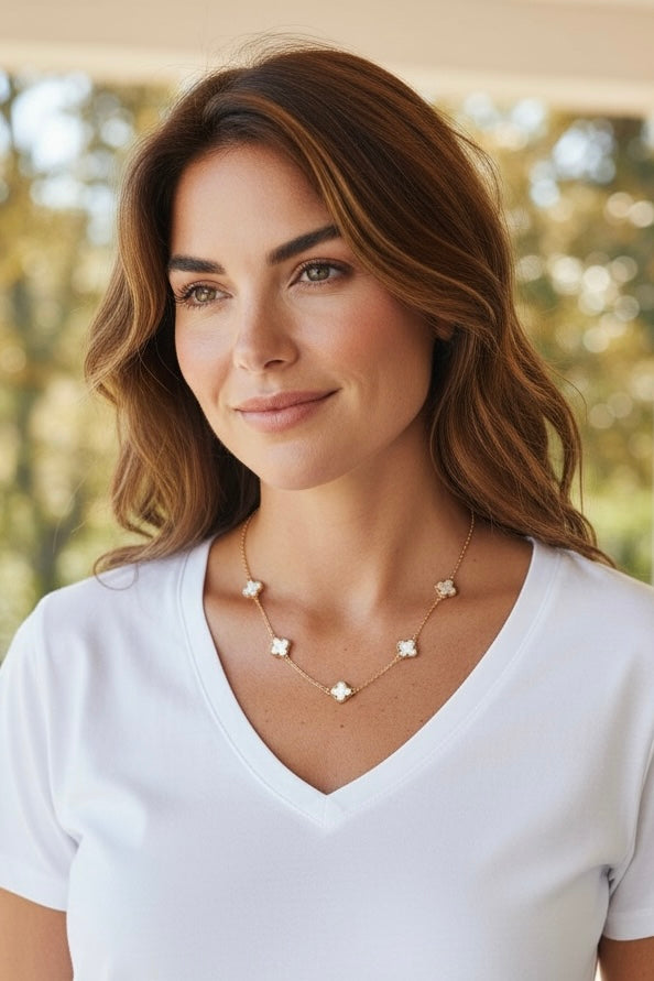 Clover Necklace Short Gold/Ivory