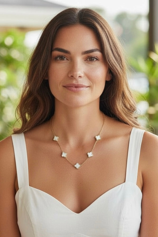 Clover Necklace Short Gold/Ivory