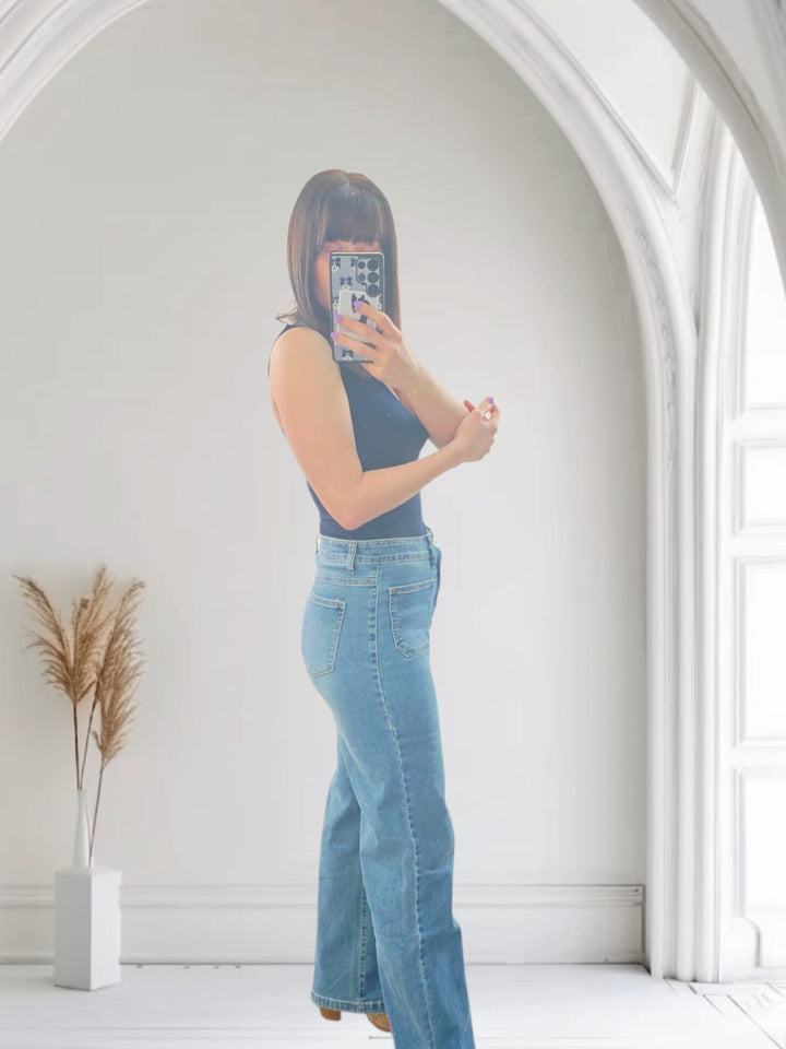 Roselle Front Pocket Jeans Light