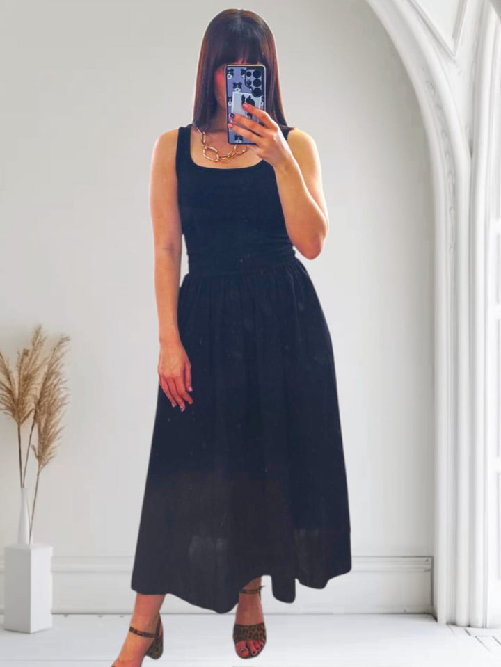 Venus Midi Dress Black