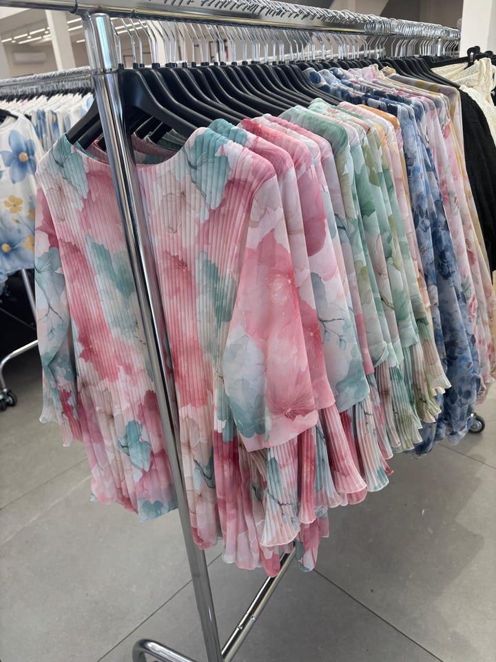 Viola Floral Pleat Top Pink