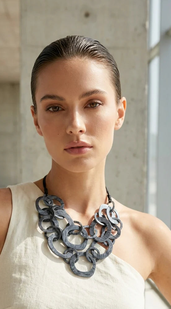 Raya Resin Necklace Grey