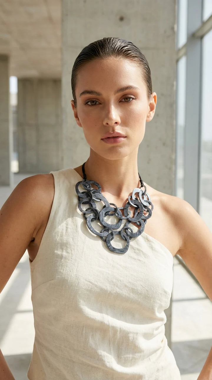 Raya Resin Necklace Grey