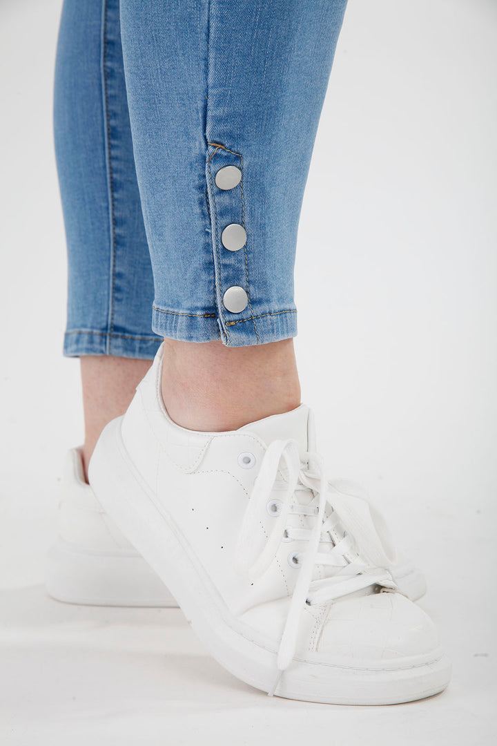 Bailey Button Jeans