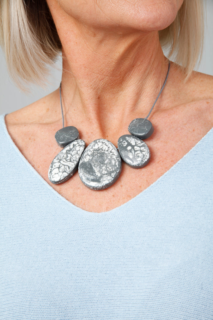 Marble Pendant Necklace Graphite